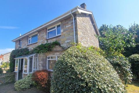 3 bed property, in Fairhaven Close, £450,000
