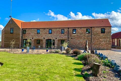 5 bed property, in Meaux, £1,150,000