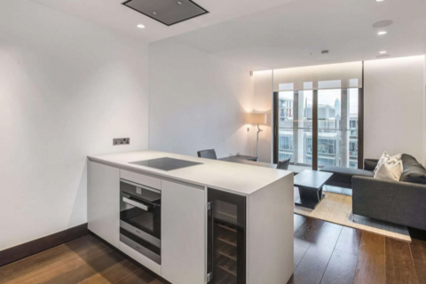 1 bed property, in Suffolk Street, £140,000