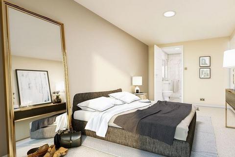 2 bed property, in Quay Central, £170,000