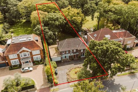 7 bed property, in Winnington Road, £5,450,000