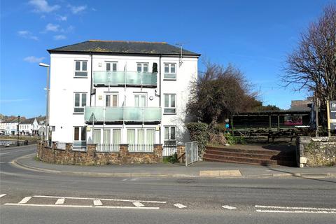 2 bed property, in Strand, £215,000