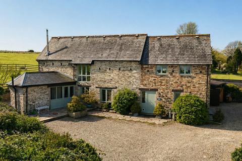 3 bed property, in Polean Farm, £700,000