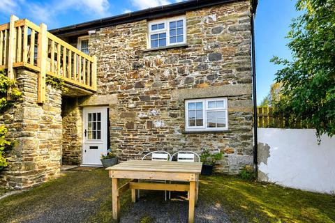 2 bed property, in Rosecare, £185,000