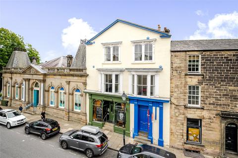 4 bed property, in Swan Road, £499,950