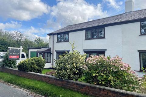3 bed property, in Narrow Moss Lane, £400,000