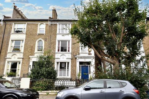 5 bed property, in Dartmouth Park Road, £2,800,000