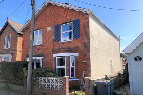 3 bed property, in Yarmouth, £379,950