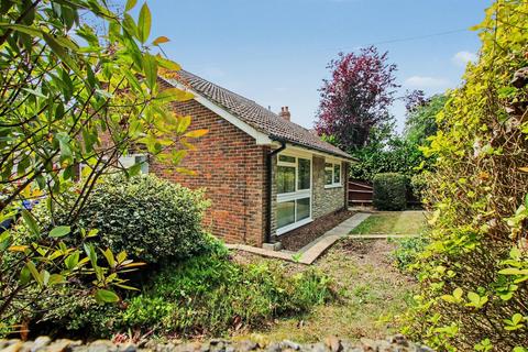 4 bed property, in Ermyn Way, £700,000