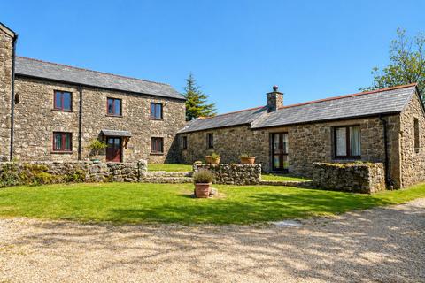 4 bed property, in Warleggan, £625,000
