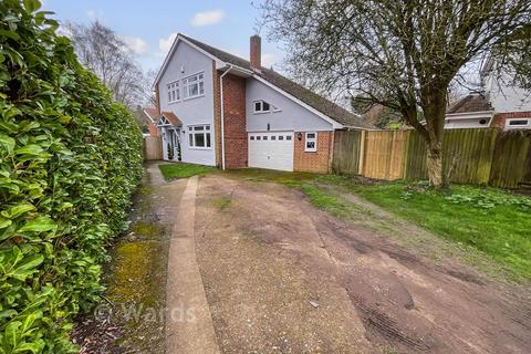 4 bed property, in The Grange, £760,000