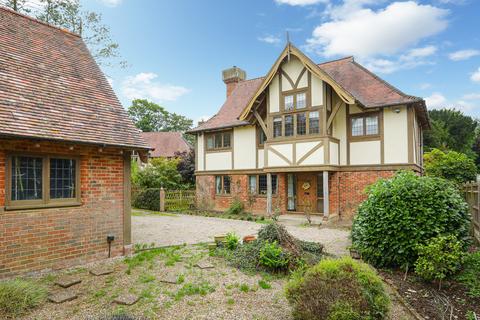 5 bed property, in Nackington Park Nackington Road, £975,000