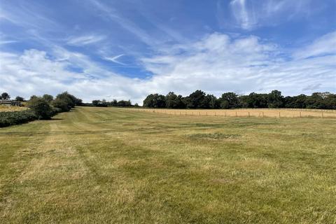 Land, in Sugar Loaf Lane, £140,000