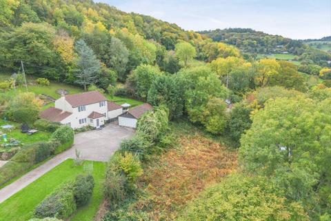 4 bed property, in Great Doward, £600,000