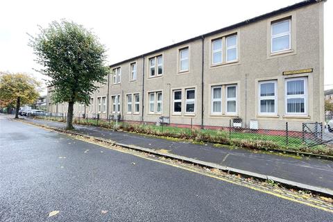 2 bed property, in Richmond Street, £60,000