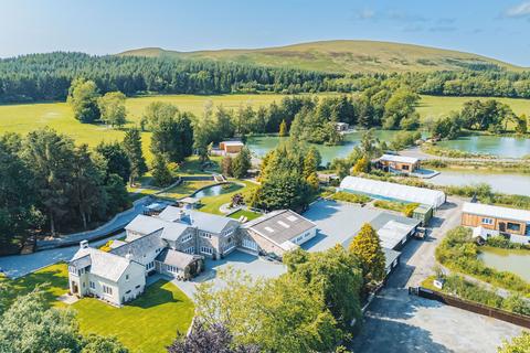 5 bed property, in Llandegla Road, £3,150,000