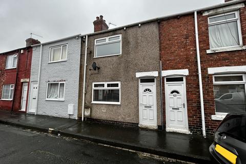 3 bed property, in West Street, £69,000