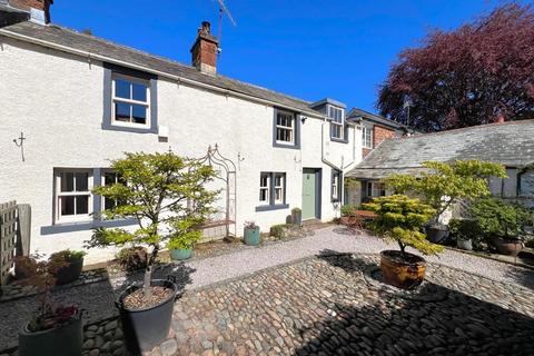 4 bed property, in Armathwaite, £425,000