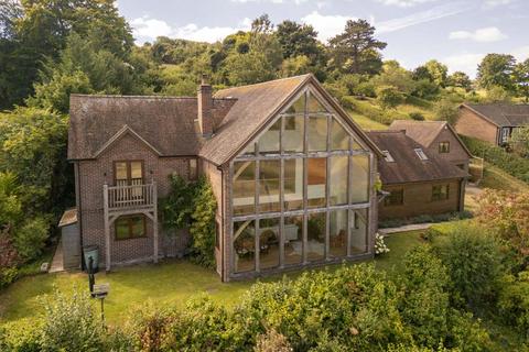 5 bed property, in Oakridge House, £2,000,000