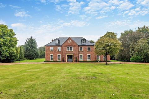 7 bed property, in Norley, £2,000,000