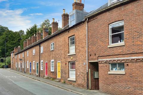 4 bed property, in Frankwell, £249,950