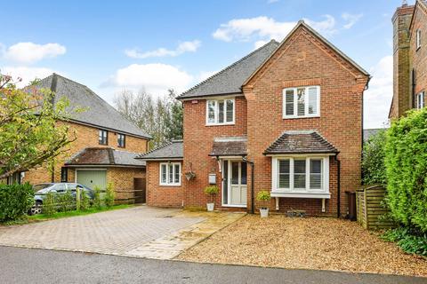 4 bed property, in Penrose Way, £650,000