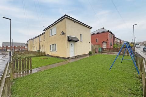 3 bed property, in Raby Square, £78,000
