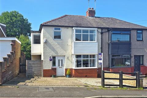 4 bed property, in Clayton Avenue, £299,999