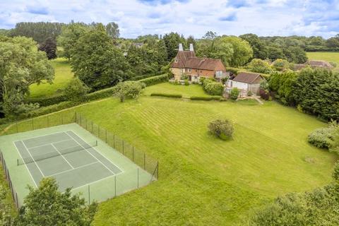 5 bed property, in Perryhill Lane, £1,500,000