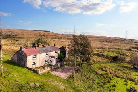 4 bed property, in Clydach Dingle, £375,000