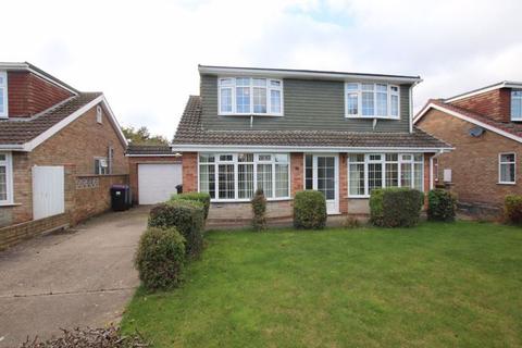 3 bed property, in Grainsby Avenue, £229,950