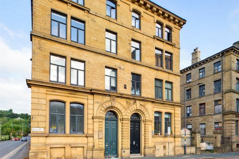 2 bed property, in City Mills, £75,000