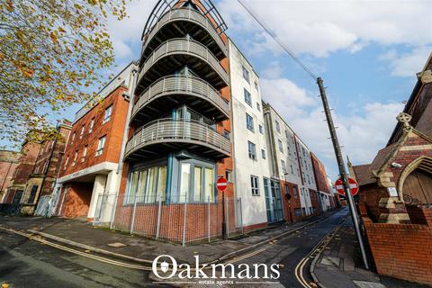 2 bed property, in Arthur Place, £155,000