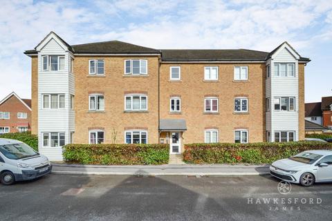 2 bed property, in Easton Drive, £180,000