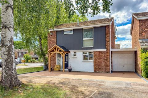 4 bed property, in Hadrian Close, £925,000