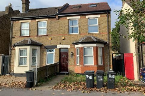 Land, in Croydon CR2, £700,000