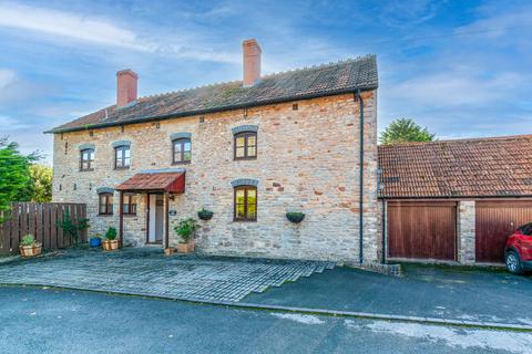4 bed property, in The Old Granary, £725,000