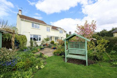 3 bed property, in Back Lane, £350,000