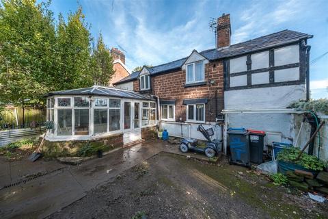 2 bed property, in Iddenshall Cottages, £210,000