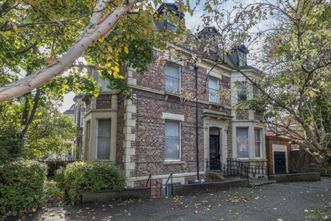 18 bed property, in Clayton Road, £1,699,550