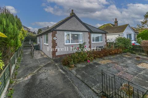 2 bed property, in Merefell Road, £195,000