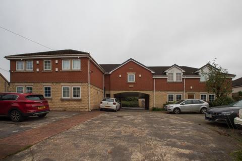 4 bed property, in Bradford Road, £176,000