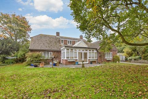 4 bed property, in Vicarage Street, £750,000