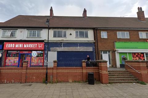 4 bed property, in The Square, £125,000