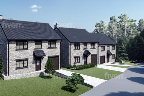 5 bed property, in High Street, £600,000