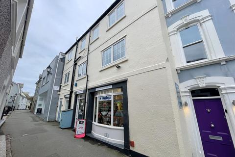 2 bed property, in Esplanade, £475,000