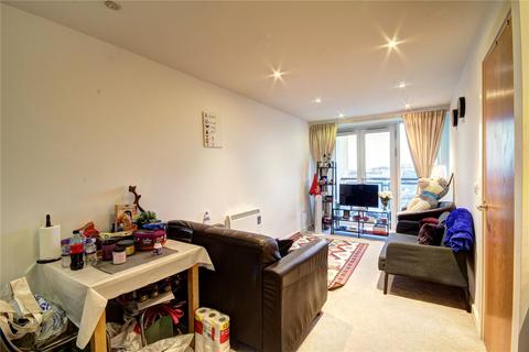 2 bed property, in City Quadrant, £175,000