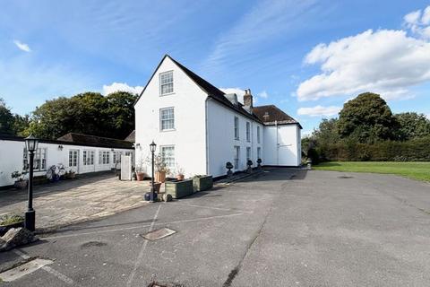 12 bed property, in Worgret Manor, £700,000