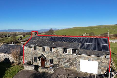 3 bed property, in Tyddyn Bach, £259,995
