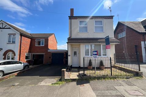 3 bed property, in Haleowen, £299,950